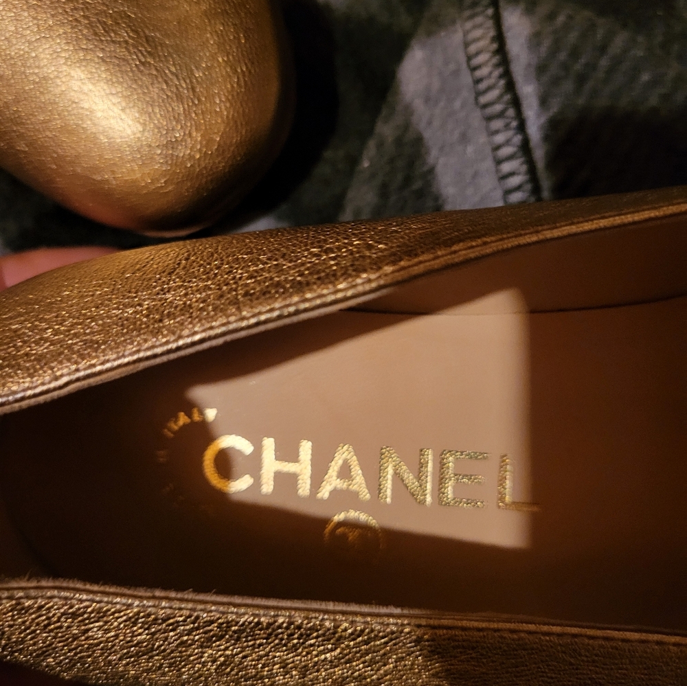 Rose metallic Coco Chanelle loafers. Size 37 - Picture 13 of 16